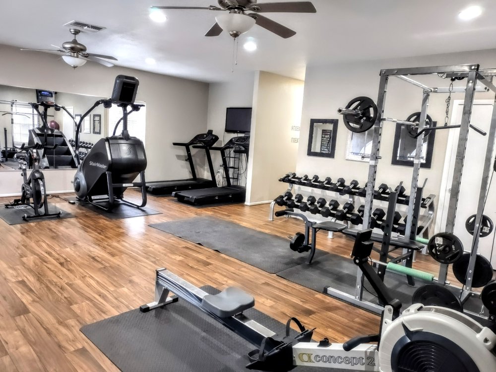 THE VERANDA APARTMENTS Updated September 2024 40 Photos 6433 S