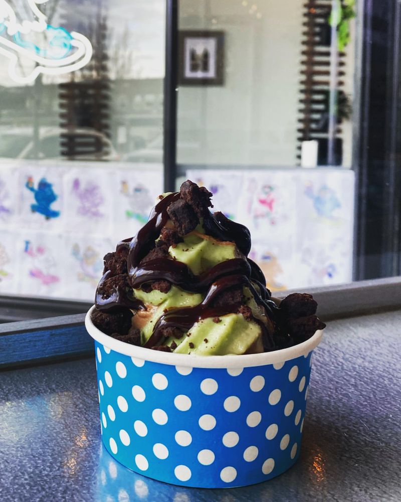 FAT YETI FROYO 42 Photos & 14 Reviews 110 1/2 E 1st St, Port