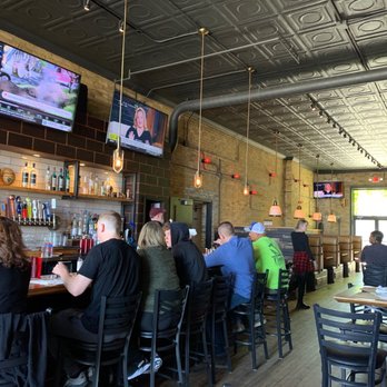 Fixture Pizza Pub - Inside - Pizza Near Me - Milwaukee, Wisconsin