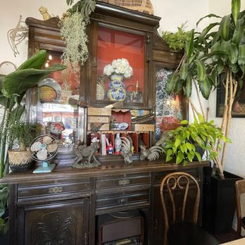 Malaya Tea Room - Inside deco - Tea Rooms Near Me - Alameda, California