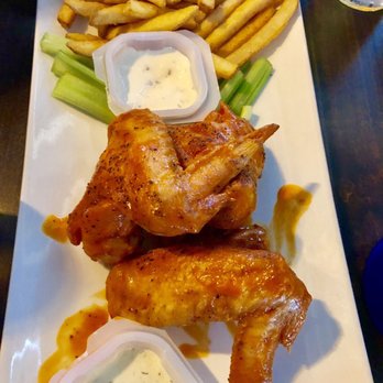 Bullet Grill House - Spicy smoked buffalo wings - Beer Bar Near Me - Point Blank, Texas Bullet Grill House - Spicy smoked buffalo wings - Beer Bar Near Me - Point Blank, Texas