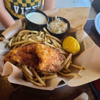 Fuller's Raw Bar - Fish & chips - Seafood Near Me - Hampton, Virginia Fuller's Raw Bar - Fish & chips - Seafood Near Me - Hampton, Virginia