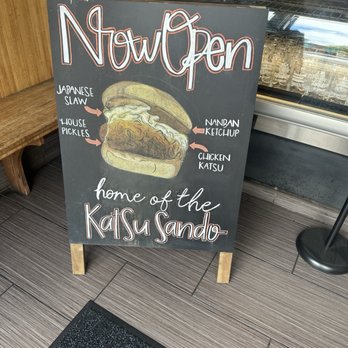Common Table - Burgers Near Me - San Diego, California