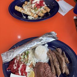 Honduran chicken tacos carne Asada plate Honduran chicken tacos carne Asada plate