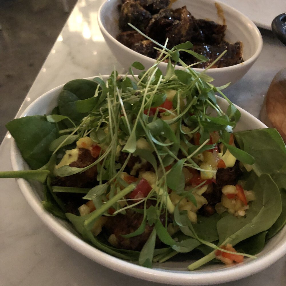 LOV Centropolis - Quinoa fritters - Vegan Near Me - Laval, Quebec