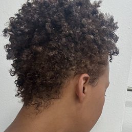 Wet hair, after beautiful cut. Wet hair, after beautiful cut.