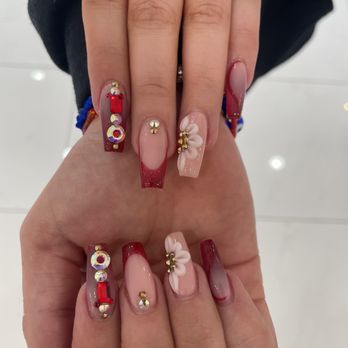 Coco Nail Bar - Nail Salons Near Me - Hoffman Estates, Illinois