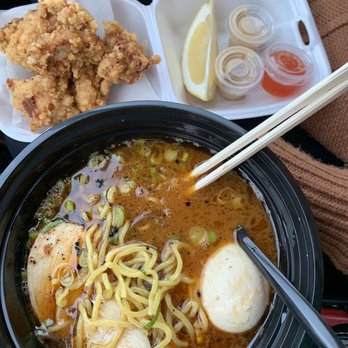 Kashiwa Ramen - Black Garlic Ramen with Chicken Cha-Shu (Straight noodle) and chicken Karaage Bowl - Ramen Near Me - Costa Mesa, California Kashiwa Ramen - Black Garlic Ramen with Chicken Cha-Shu (Straight noodle) and chicken Karaage Bowl - Ramen Near Me - Costa Mesa, California