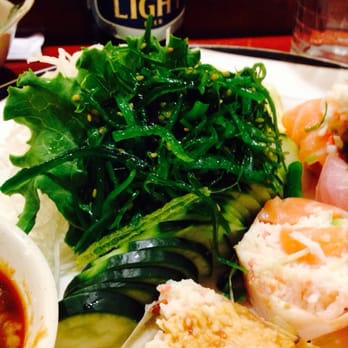 Gen Kai Sushi - Seaweed salad in the sashimi roll - Japanese Near Me - Dana Point, California