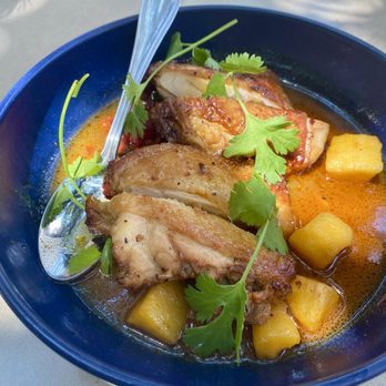 Aba - Heirloom Chicken Thigh - Mediterranean Near Me - Austin, Texas