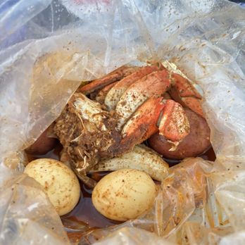 Yummy crab - Key West - A8. 1lb Dungeness Crab - Cajun/Creole Near Me - Key West, Florida Yummy crab - Key West - A8. 1lb Dungeness Crab - Cajun/Creole Near Me - Key West, Florida