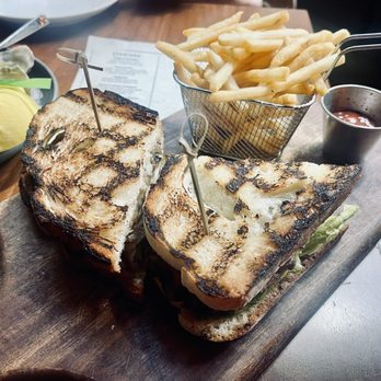 Nora Restaurant - Brunch Saturday & Sunday. 10 to 3 - Mediterranean Near Me - Chicago, Illinois Nora Restaurant - Brunch Saturday & Sunday. 10 to 3 - Mediterranean Near Me - Chicago, Illinois