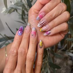 MOI Nails By Spring