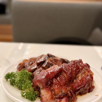 何洪記 - Their Char Siu is the best with tender pork meat and just the right combination of fat and lean meats - Dim Sum Near Me - Hong Kong, HK 何洪記 - Their Char Siu is the best with tender pork meat and just the right combination of fat and lean meats - Dim Sum Near Me - Hong Kong, HK