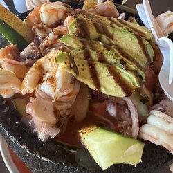Mariscos El Navegante - Molcajete