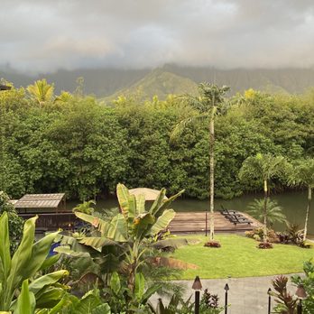 Paradise Bay Resort - Grounds - Hotels Near Me - Kaneohe, Hawaii Paradise Bay Resort - Grounds - Hotels Near Me - Kaneohe, Hawaii
