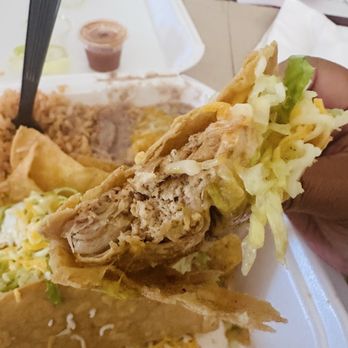Taqueria 444 - 2 chicken taco combo plate & menu - Gas Stations Near Me - Clovis, California Taqueria 444 - 2 chicken taco combo plate & menu - Gas Stations Near Me - Clovis, California