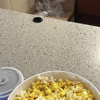 Maya Bakersfield 16 - Cinema Near Me - Bakersfield, California Maya Bakersfield 16 - Cinema Near Me - Bakersfield, California