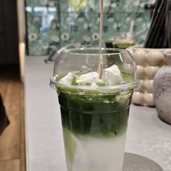Ceré Tea - Matcha Einspanner - Coffee & Tea Near Me - Burlingame, California Ceré Tea - Matcha Einspanner - Coffee & Tea Near Me - Burlingame, California