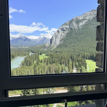 Fairmont Banff Springs - Hotels Near Me - Banff, Alberta Fairmont Banff Springs - Hotels Near Me - Banff, Alberta