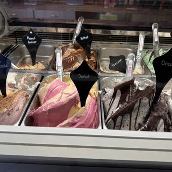 I Scream Gelato - Breckenridge - beautiful display of gelato - Gelato Near Me - Breckenridge, Colorado I Scream Gelato - Breckenridge - beautiful display of gelato - Gelato Near Me - Breckenridge, Colorado