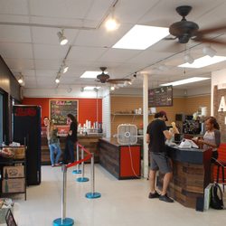 Alif Cafe - The Shop