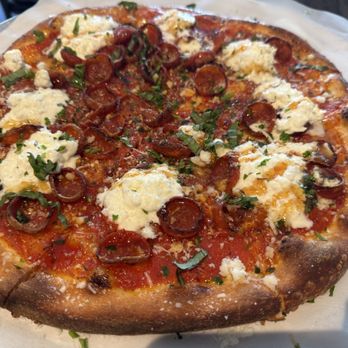 Apizza Doho - Bee Sting - Pizza Near Me - Dana Point, California