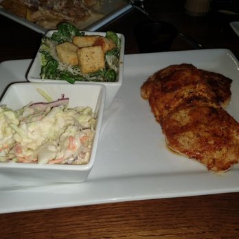 4Corners Tavern - Chicken Dinner with Caesar salad and cole slaw - Gastropubs Near Me - Davenport, Florida