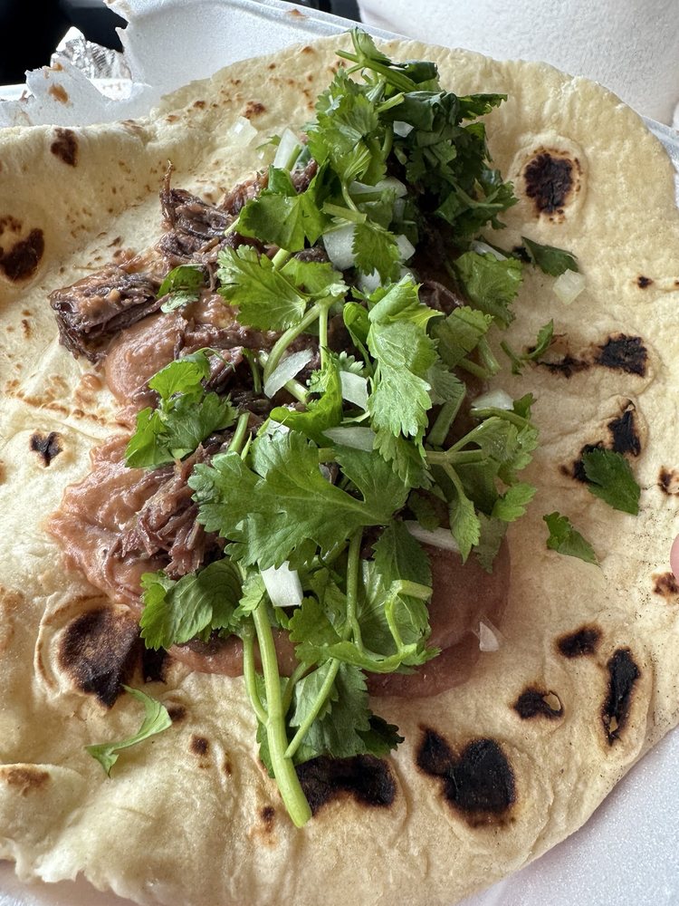 Nenas Burritos