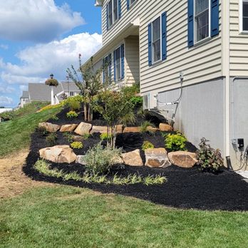 Indian Run Landscaping - the front of a house - Lawn Services Near Me Indian Run Landscaping - the front of a house - Lawn Services Near Me