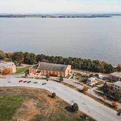 Fessette Realty