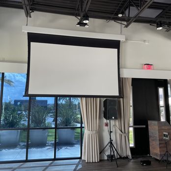 Canvas - Part of events space - New American Near Me - Orlando, Florida
