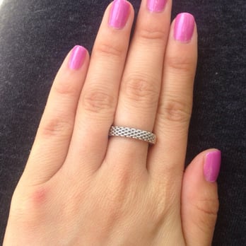 De Lacey Nails - Regular mani. - Nail Salons Near Me - Pasadena, California