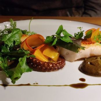 Neuwirt Kitzbühel - Grilled octopus with pumpkin seed tomato cream, marinated pumpkin and Mushrooms - Austrian Near Me - Kitzbühel, 7