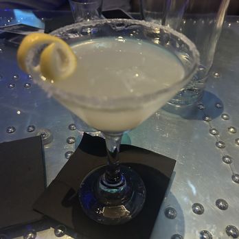 PS Air - The Lemon Drop - Cocktail Bars Near Me - Palm Springs, California