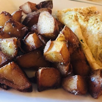Avocados Restaurant - New American Near Me - Gainesville, Georgia