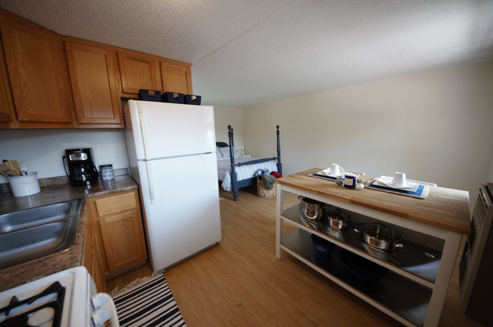 GRAND HAVEN NORTH SHORE APARTMENTS Updated April 2024 17838 N Shore