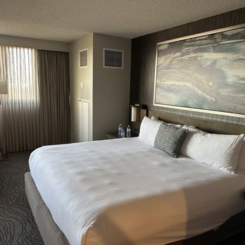 Denver Marriott Tech Center - King suite - Hotels Near Me - Denver, Colorado Denver Marriott Tech Center - King suite - Hotels Near Me - Denver, Colorado