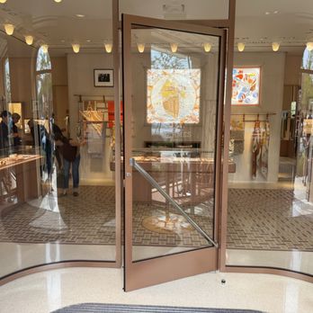 Hermes - Accessories Near Me - Wilmette, Illinois Hermes - Accessories Near Me - Wilmette, Illinois