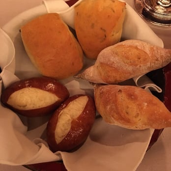 瑞樵閣 - Very very fresh bread - Fondue Near Me - Hong Kong, HK 瑞樵閣 - Very very fresh bread - Fondue Near Me - Hong Kong, HK