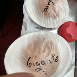 Hamburguesas Gigantes el Güero - Gigante y mediana