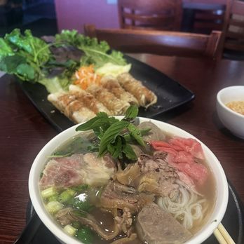 Saigon Eden - Beef Pho. Soup was lukewarm. Adding rare beef was a mistake. - Vietnamese Near Me - Alhambra, California
