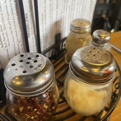 Slices Pizzeria