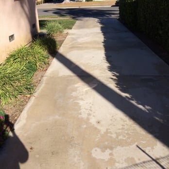 The Orange County Register - Empty driveway at nearly 10:00 am. - Print Media Near Me - Irvine, California