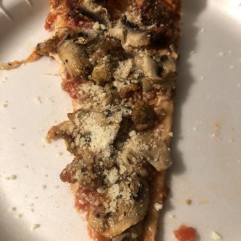 Brick Oven On Main - Sausage and shrooms - Pizza Near Me - Bridgeport, Connecticut