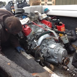 DT's Marine - Replacing a flywheel on a Pleasure Craft Marine engine.