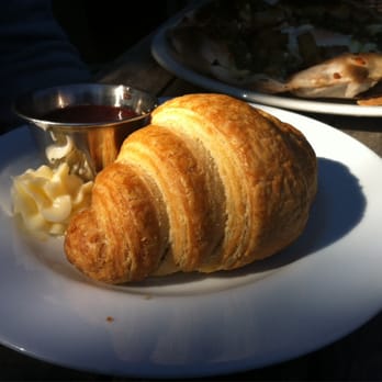 Tiny Boxwoods - Croissant - New American Near Me - Houston, Texas