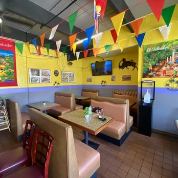 El Chalateco - Interior - Salvadoran Near Me - Martinez, California