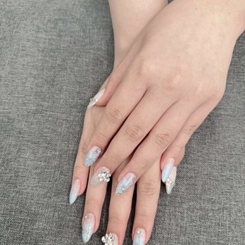 Heather’s Nails & Spa - Nail Salons Near Me - Huntington Beach, California