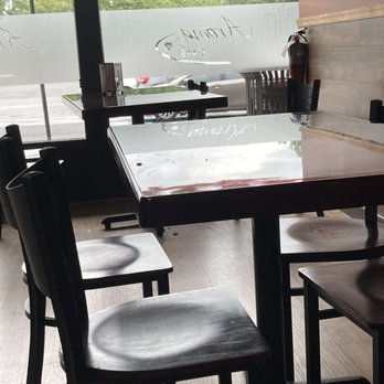 Aroma Cafe - Dirty tables - Colombian Near Me - Springfield, Virginia Aroma Cafe - Dirty tables - Colombian Near Me - Springfield, Virginia